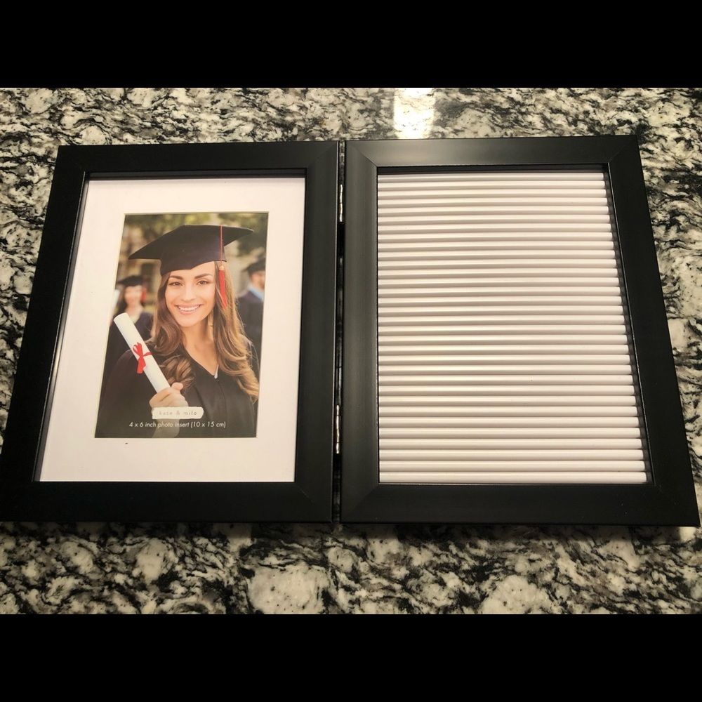 Customizable Picture Frame with Letter Board